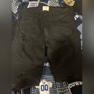 Sizes: 20, 32, 33 & 34